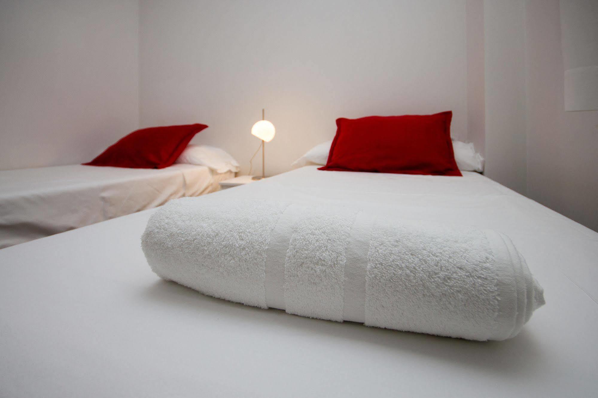 Oyo Style Apartments Puerto Valensiya Dış mekan fotoğraf